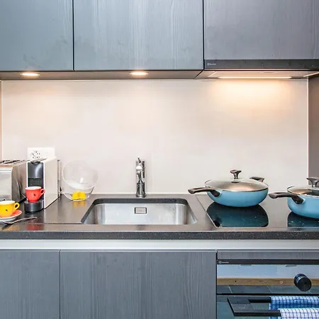 Apartment Les Dryades By Interhome